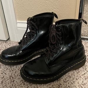 Dr. Martens 1460W